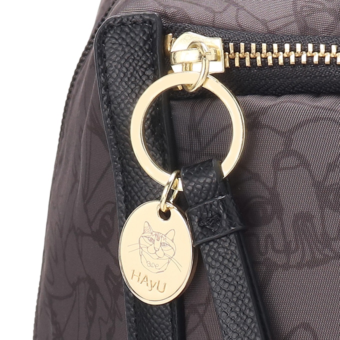 ロゴ入りチャーム