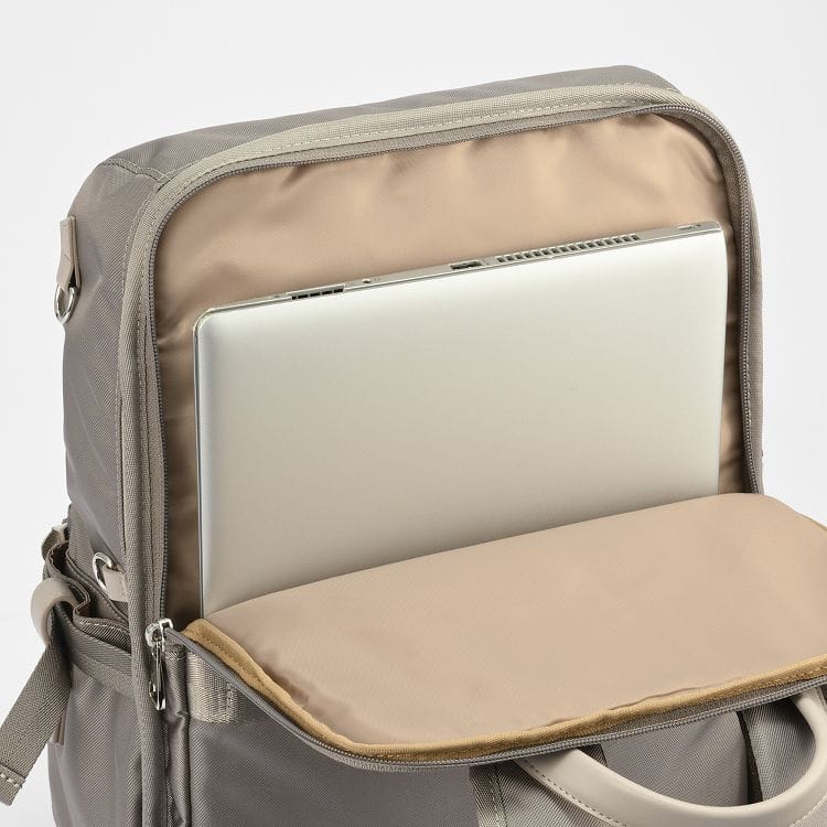 タブレット・PC収納