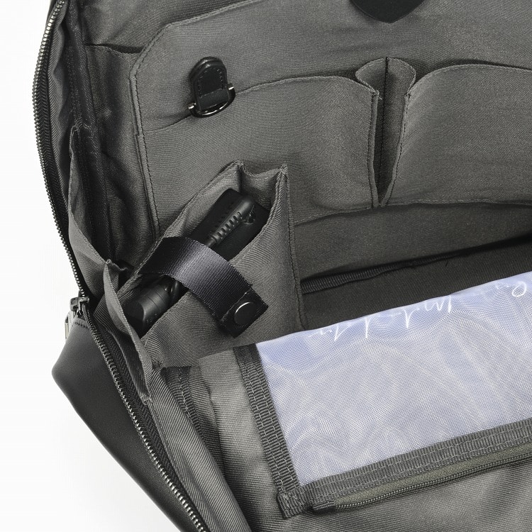 クッションポケット