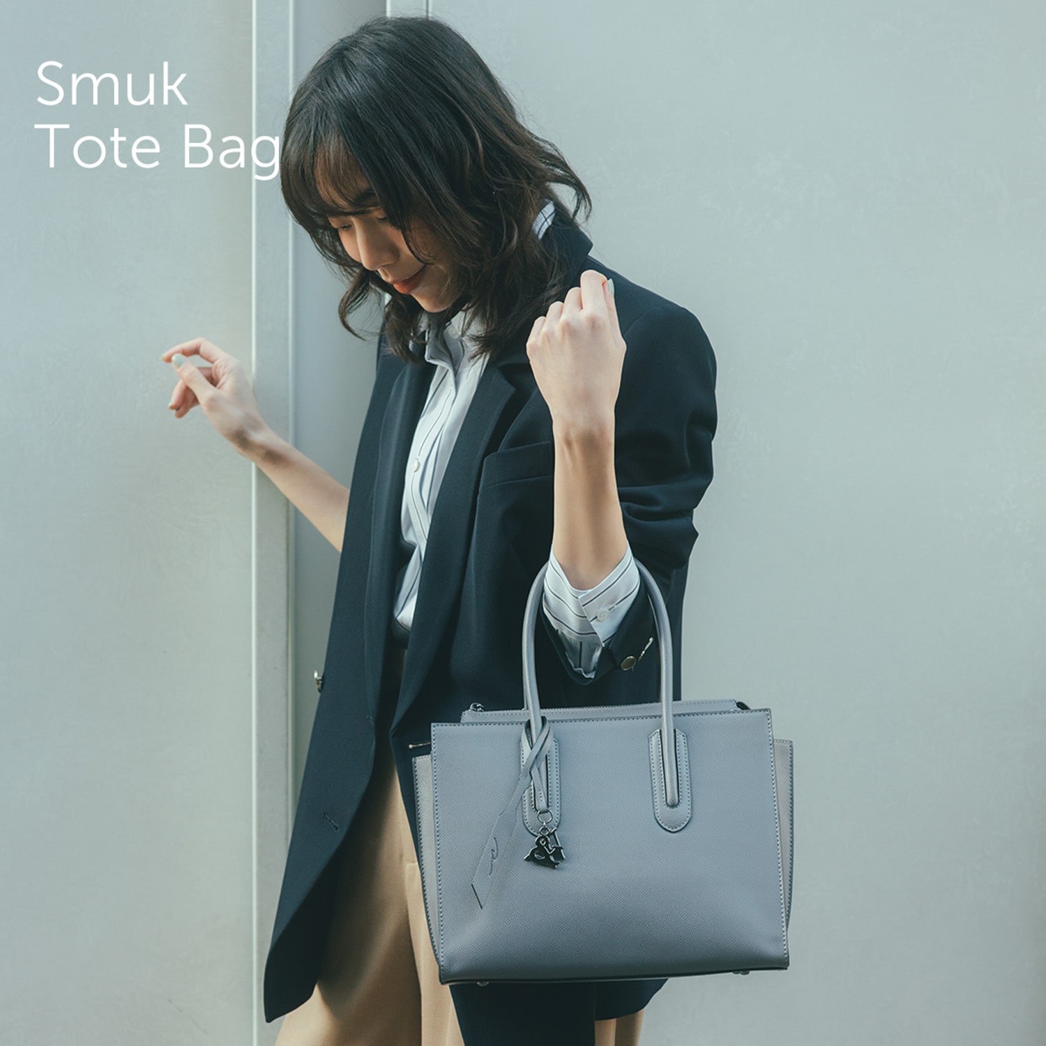 スムーク　トートバッグ / W&.Day/Night  シンプルな使い心地にフォーカスした、気軽なトートバッグ。