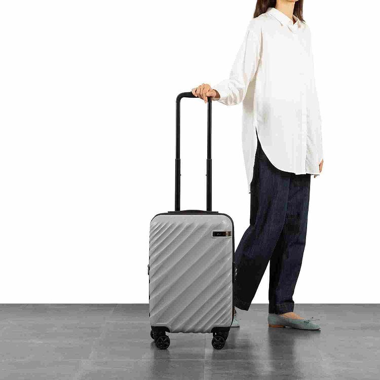 【新品未使用】[ACE] スーツケース Mサイズ　拡張機能付オーバル2 ブラック ACE オーバル2 スーツケース 拡張機能 90L/111L 05913(01