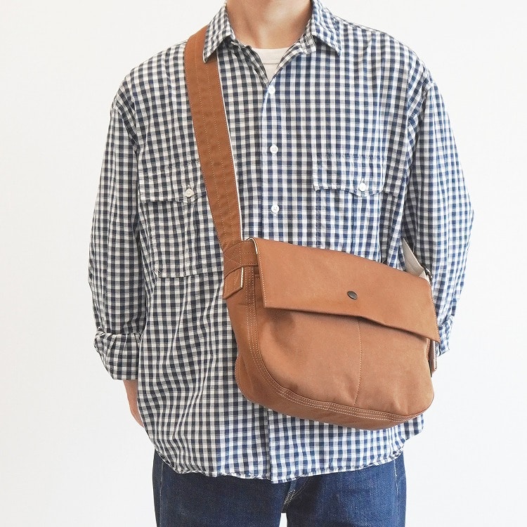 UNTRACK CITY PLUS/NEWSPAPER ニュースペーパーバッグS 60401