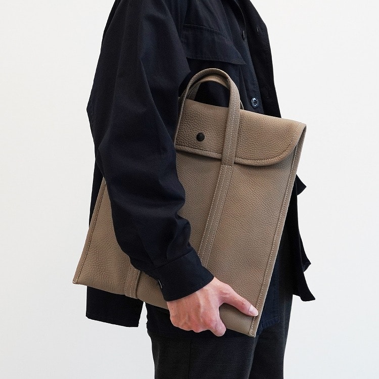 UNTRACK CITY/ECCO スクリーンバッグ 60415