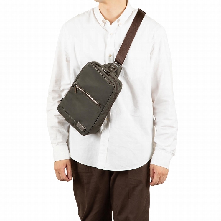 Arcapel／アルカペル バネオ ボディバッグ 7L 68832