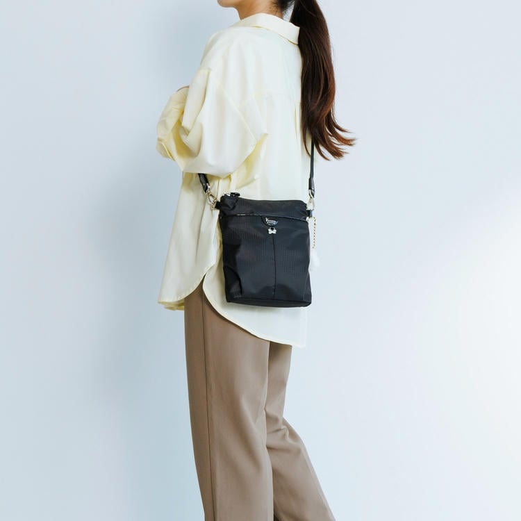 Kanana project／カナナプロジェクト VYG シェリ ショルダーバッグ ポシェット 17941