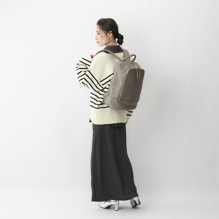 W&.Day/Night ピルクエット レザーリュック A4サイズ 13.3インチPC収納 19011