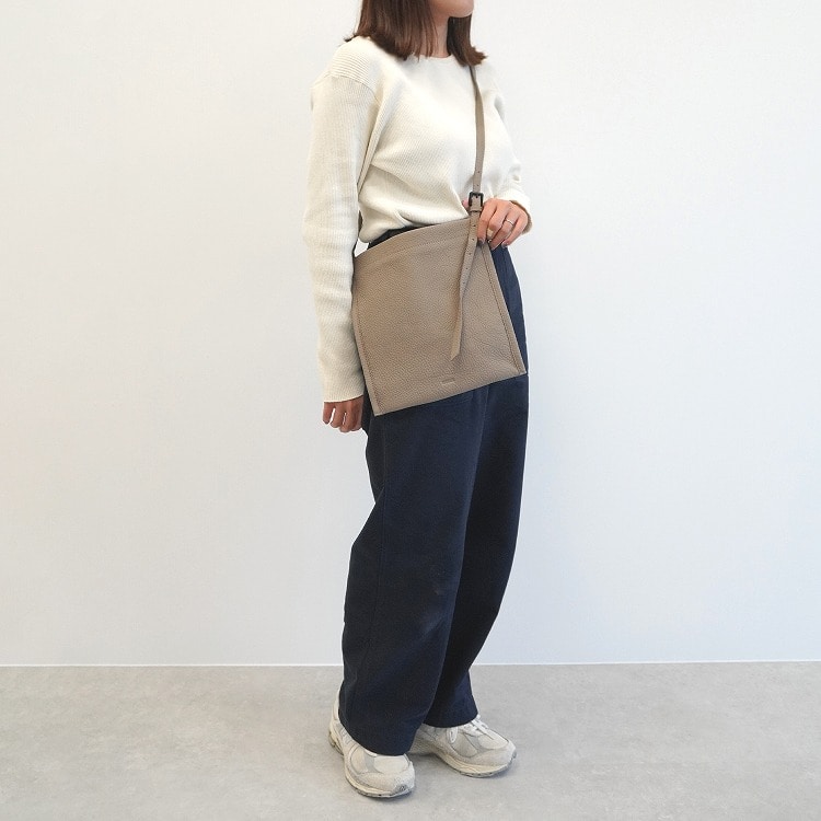 UNTRACK CITY/ECCO ショルダーバック 60413