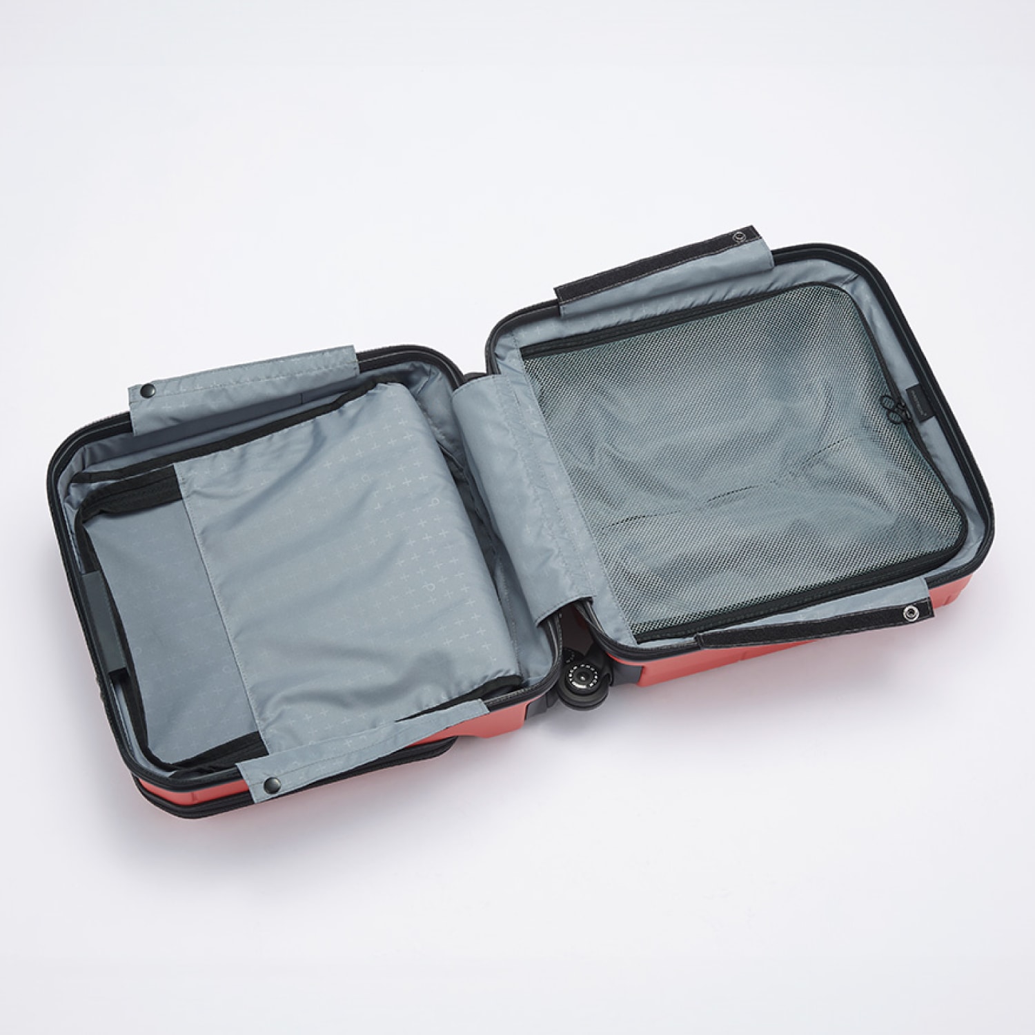 未使用　ほぼ新品　タグ付　プロテカ　スーツケース 機内持ち込み 35L PROTECA／プロテカ ポケットライナー2 スーツケース 01340 日本