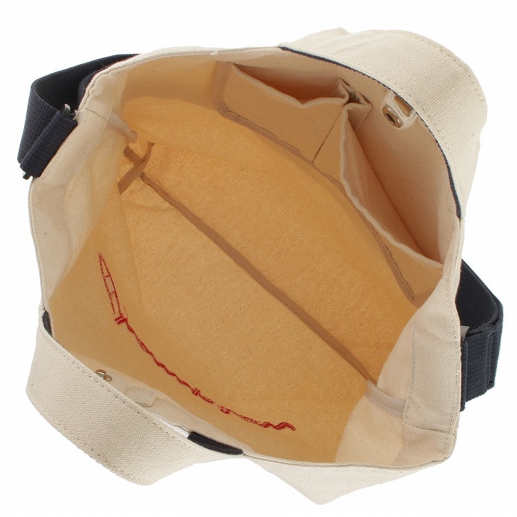 Champion チャンピオン ヒューイ ２wayショルダーバッグ 休日のお出掛けや旅行のサブバッグに ９リットル 01 ブラック チャンピオン エース公式通販