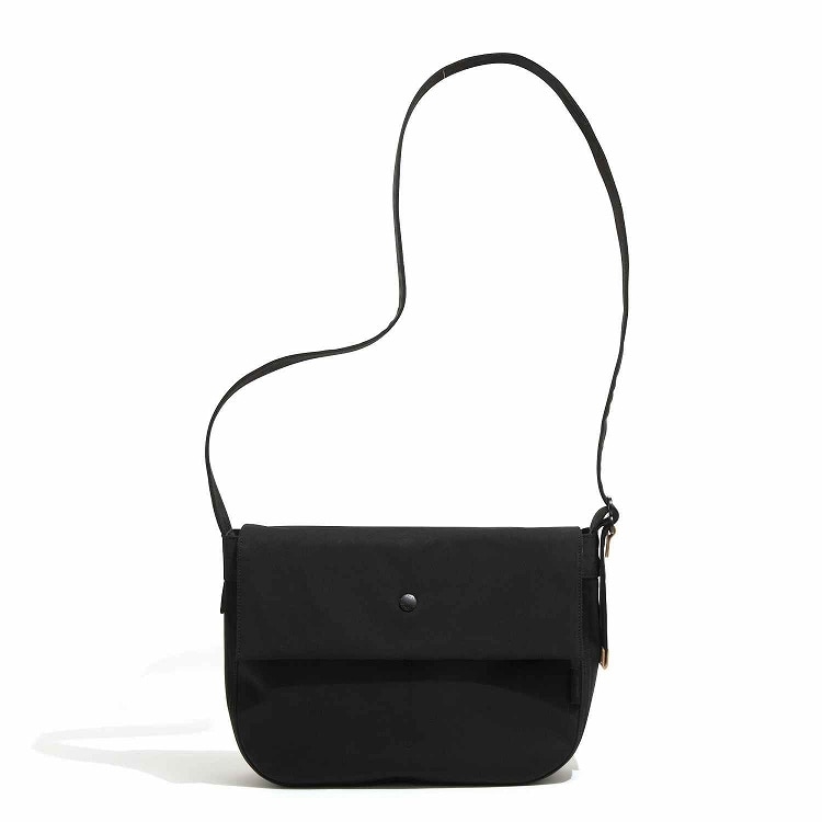 UNTRACK CITY PLUS/NEWSPAPER ニュースペーパーバッグS 60401