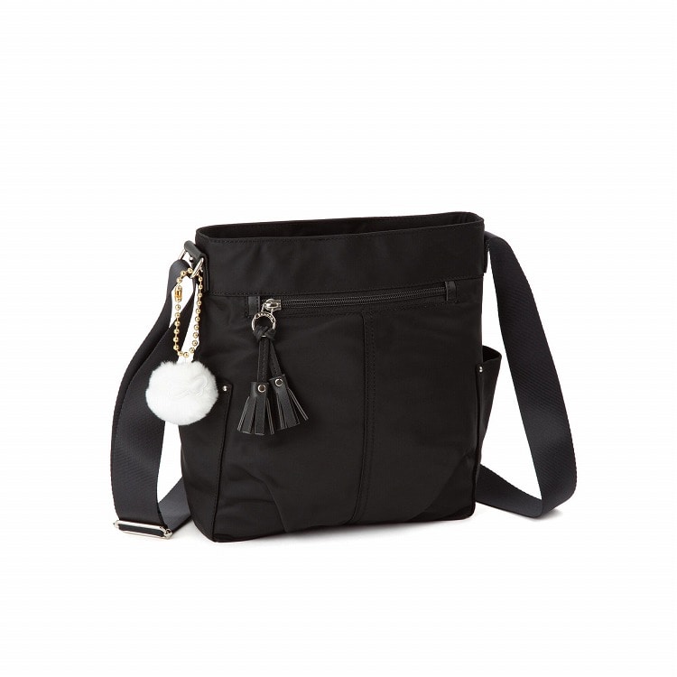 Kanana project／カナナプロジェクト タッセル ショルダーバッグ 縦 68871