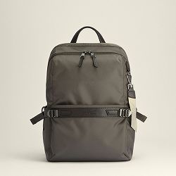 ダブルアンドデイナイト/リッカ スクエアリュック2｜エース公式通販