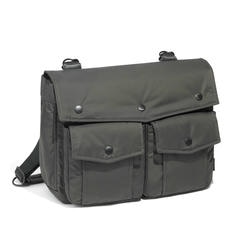 UNTRACK CITY DS ショルダーバッグ 13.3インチPC 9L 60399