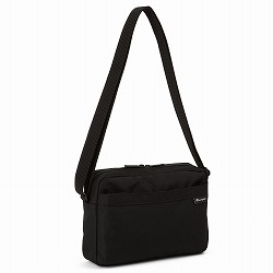 Champion／チャンピオン ショルダーバッグ 3L 68601(01：ブラック