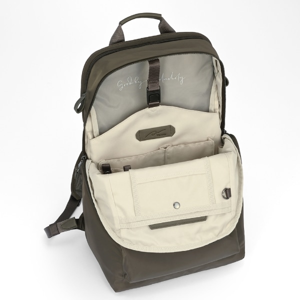 商品モデル画像