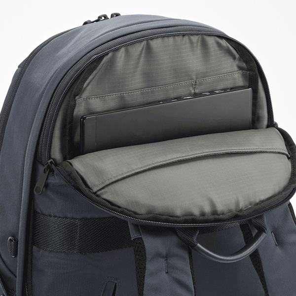 商品モデル画像