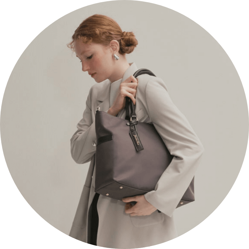 グレタ ナイロントート