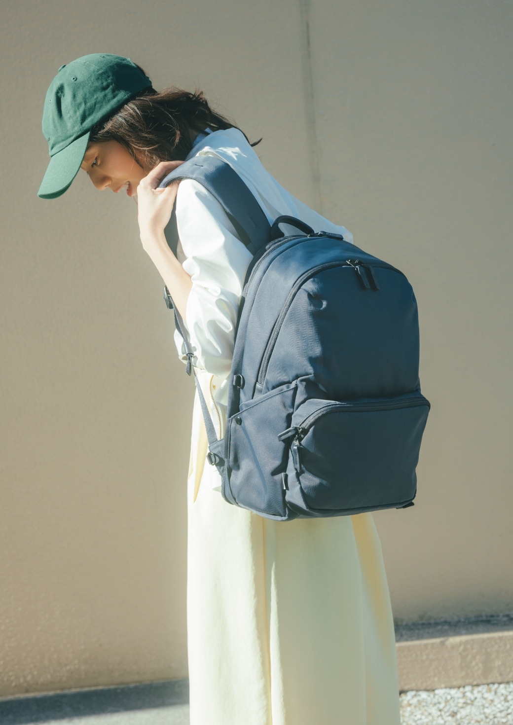 Pokkes "Apt" ラウンドリュック モデル1