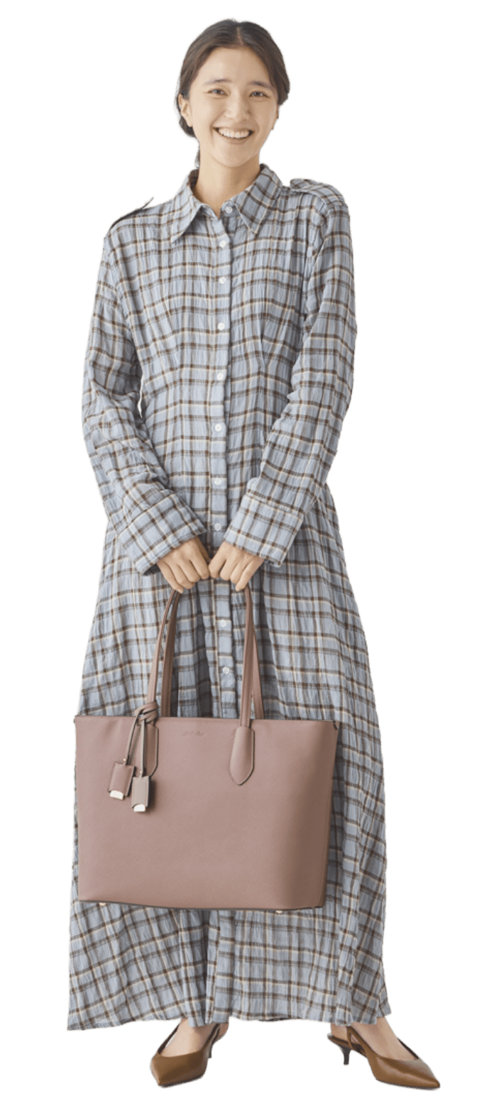 Jewelna Rose リタ トートバッグ 着用イメージ