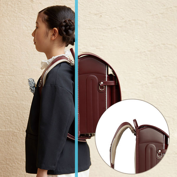 背中にピタッと立ち上がり背カン