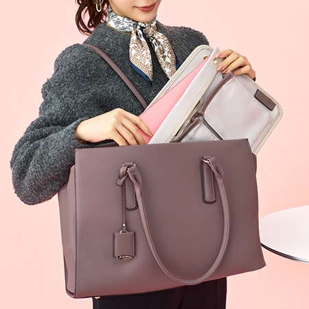 取り外せるPCケース付き